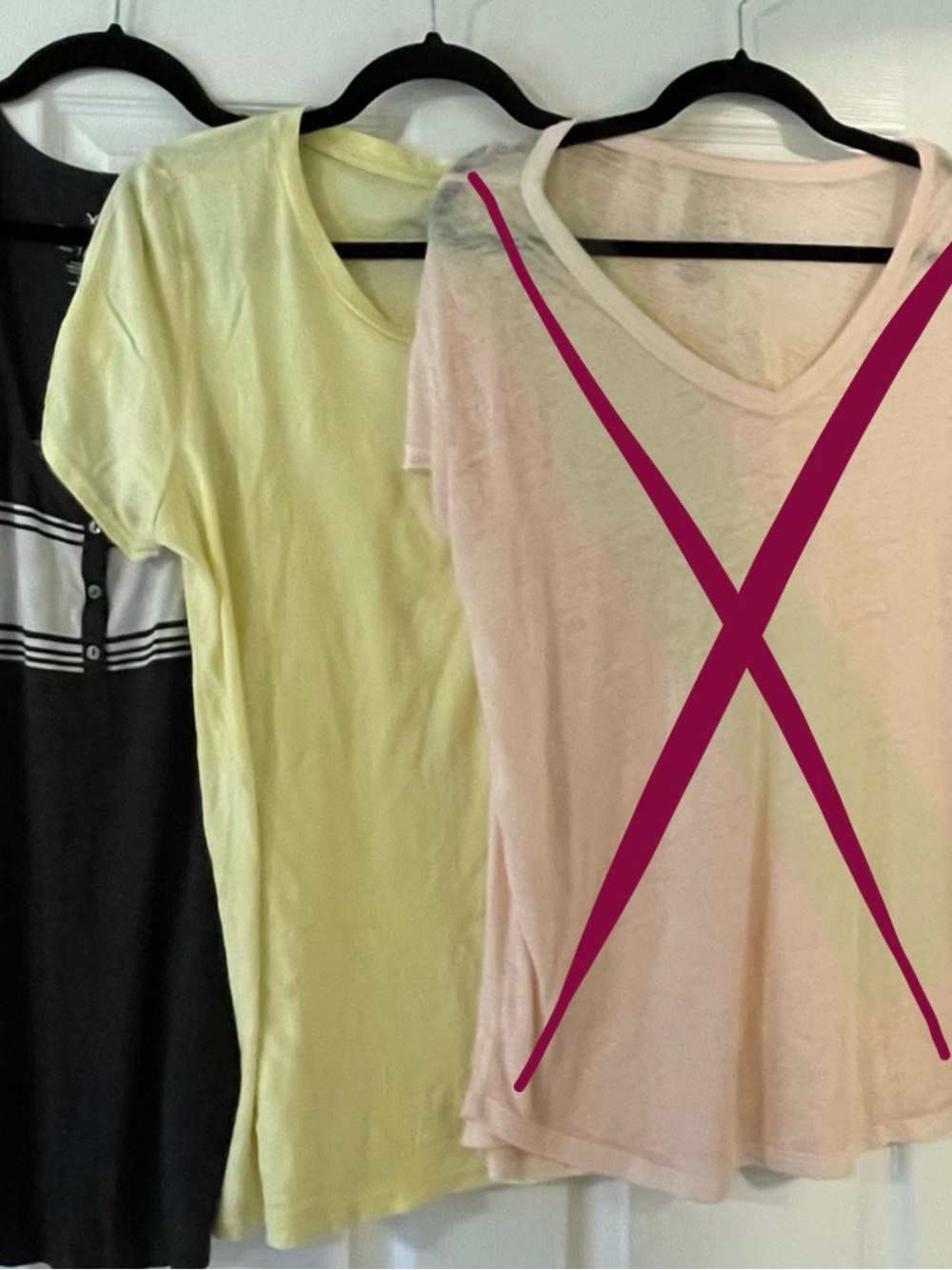 American Eagle Tank and T-Shirt Bundle (peach shirt is sold)